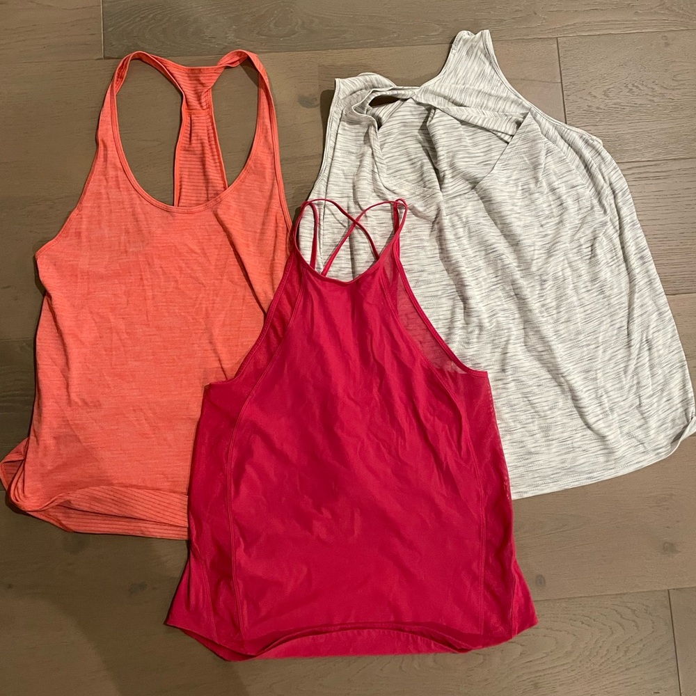 Lululemon lot- bras and tanks - Picture 3 of 3